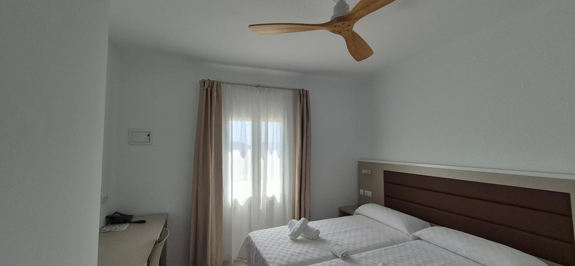 Playa Hotel *