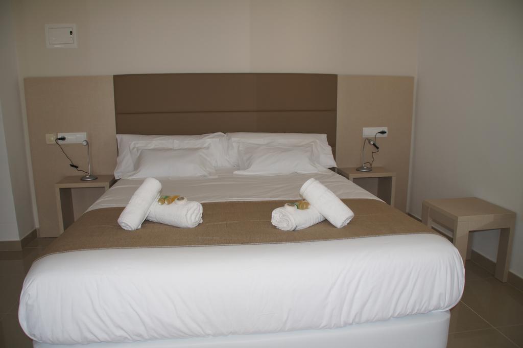 Playa Hotel *