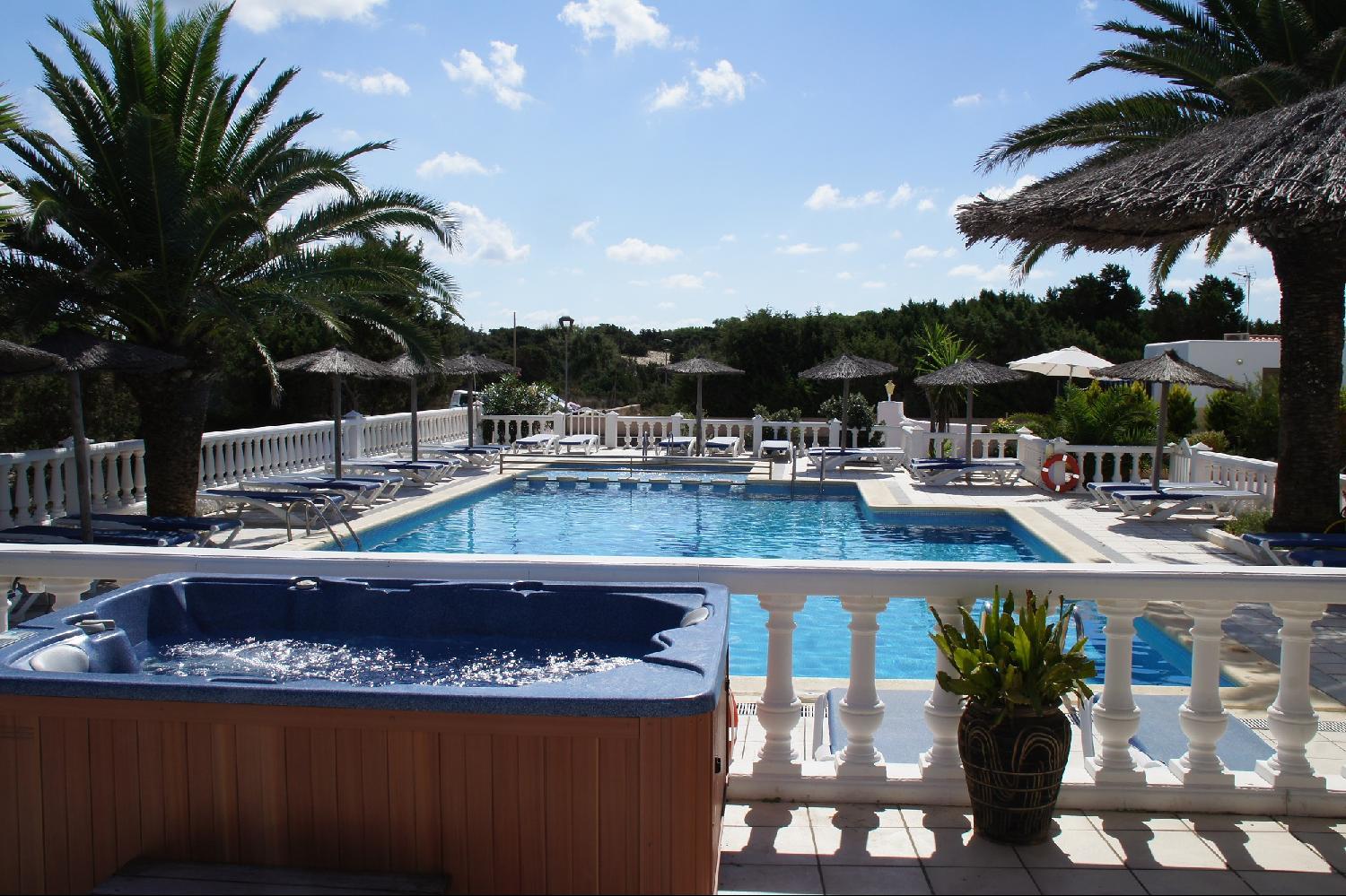Playa Hotel *